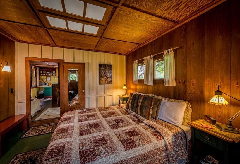 ペンション Crater Rim Cabin