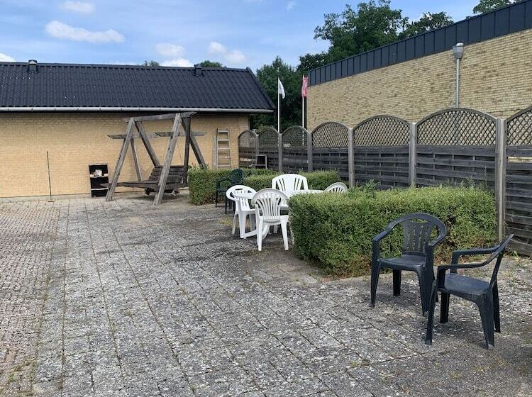 פנסיון Skuldelev Kro