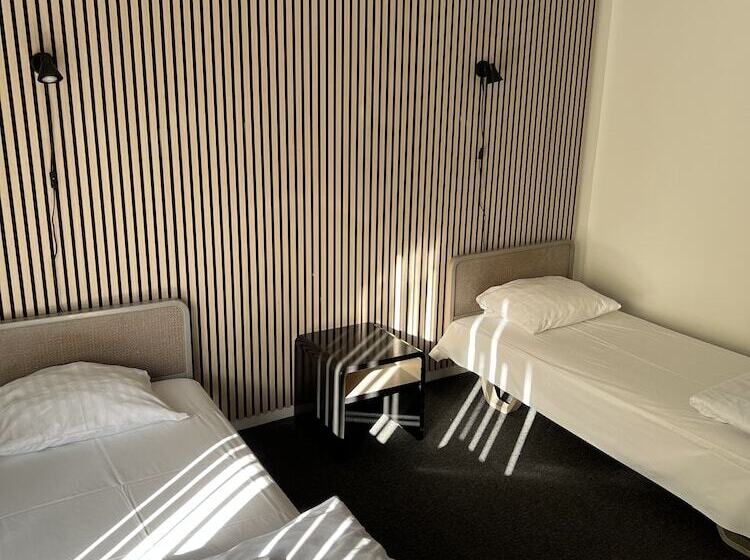 פנסיון Skuldelev Kro