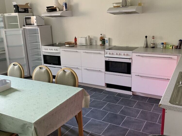 פנסיון Skuldelev Kro