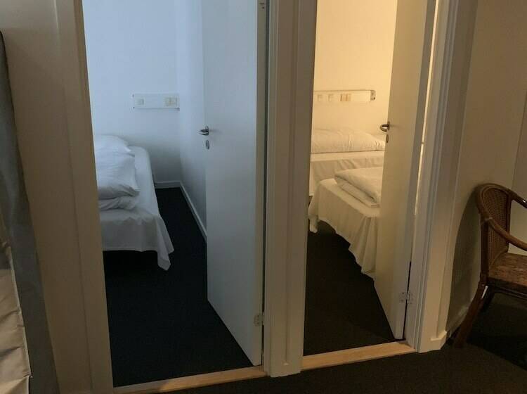 פנסיון Skuldelev Kro