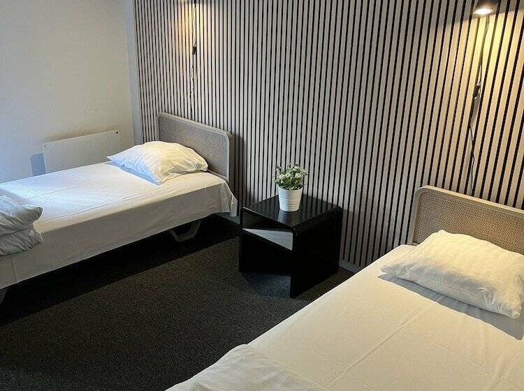 פנסיון Skuldelev Kro