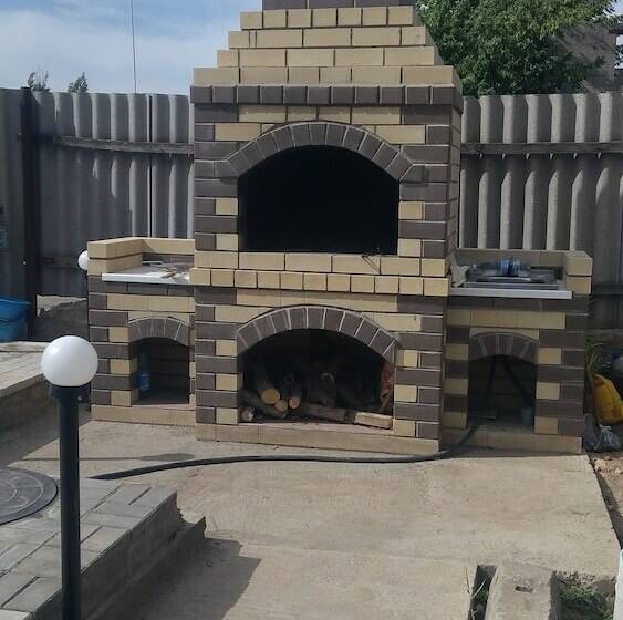 پانسیون V Gostyakh U Baby Poli