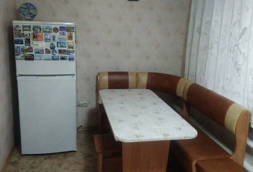 پانسیون V Gostyakh U Baby Poli