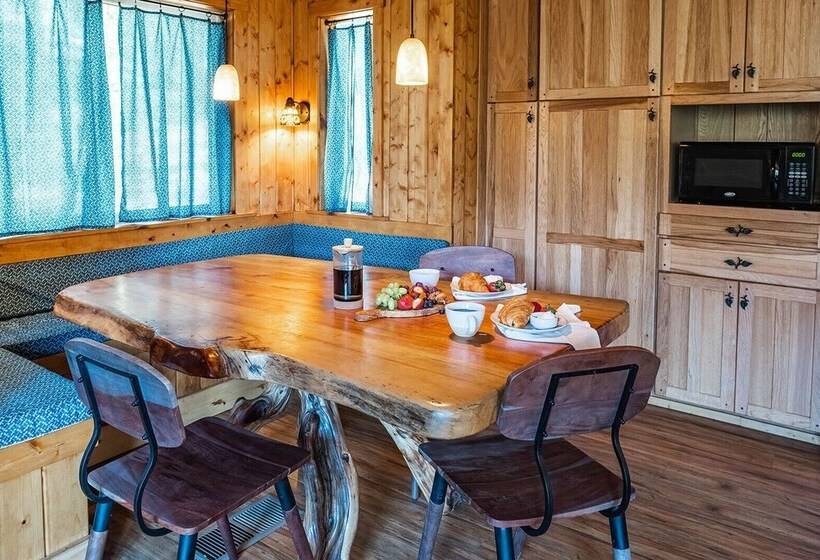 Red House   Minutes To Shaver Lake!