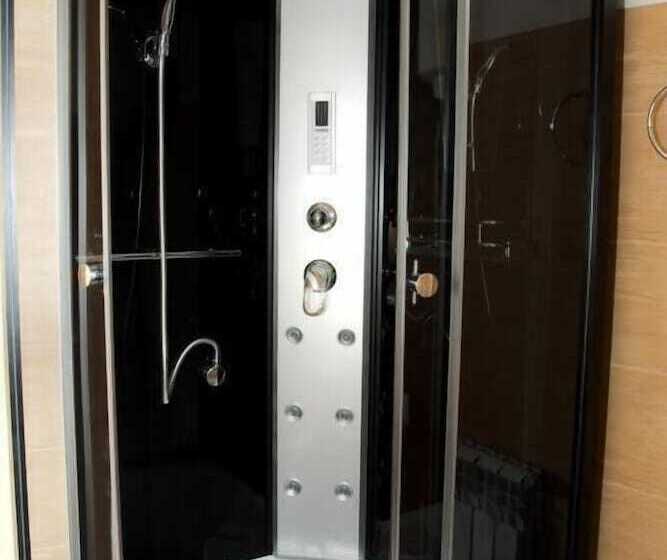 منتجع Alye Parusa