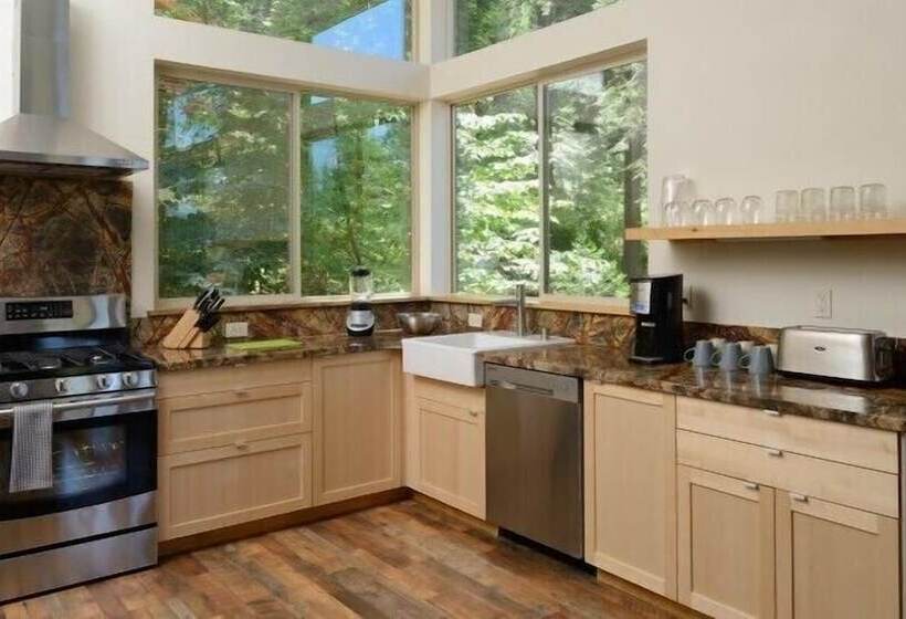 Scenic Wonders Alpenglow 2 Two Bedrooms