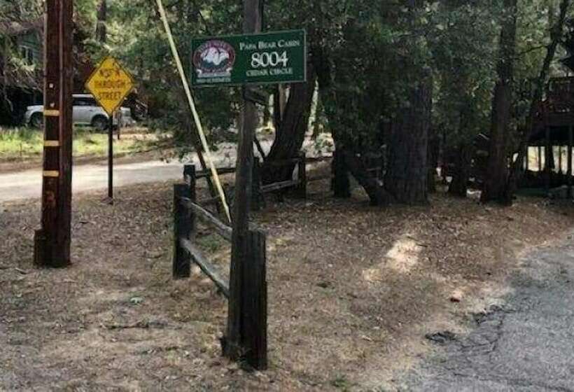 Scenic Wonders Papa Bear Cabin 3 Bedroom