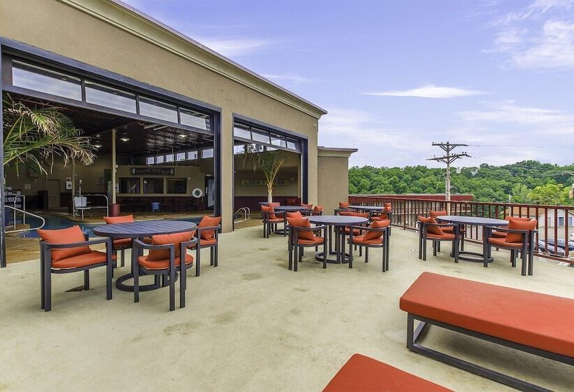 The Resort At Lake Of The Ozarks