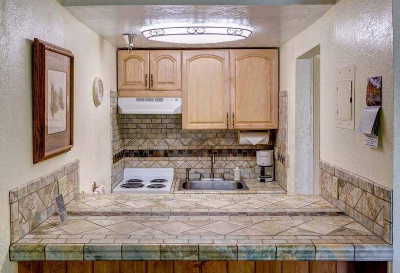 Yosemite Delight B208