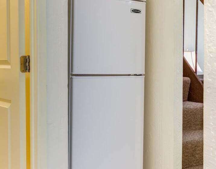 Yosemite Delight B208