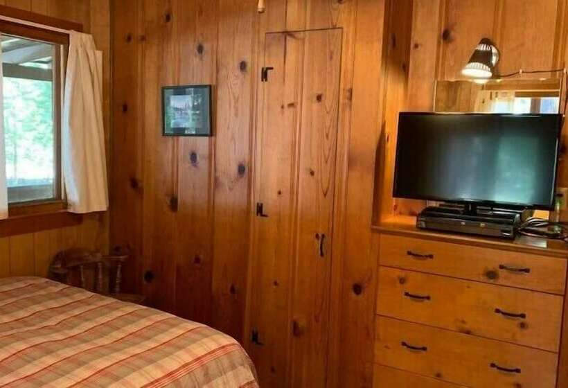 Yosemite Scenic Wonders Along The River