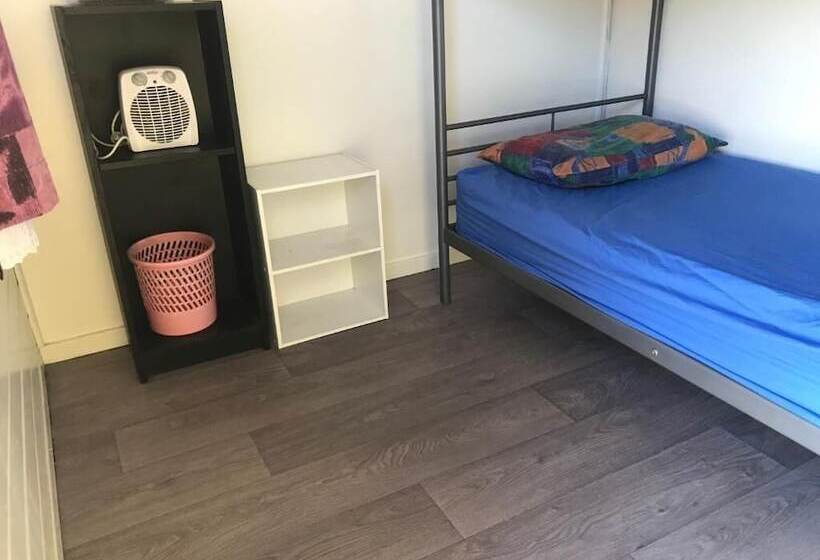 הוסטל Wander Inn – Bunbury Backpackers