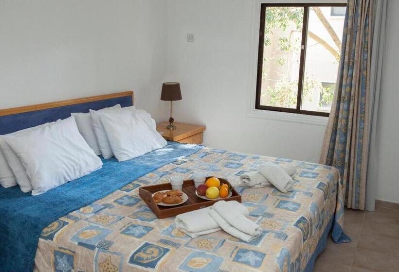 Alecos Hotel Apartments