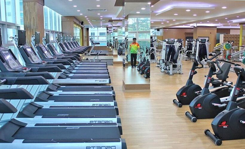 Bay Condo Hotel Tongyeong