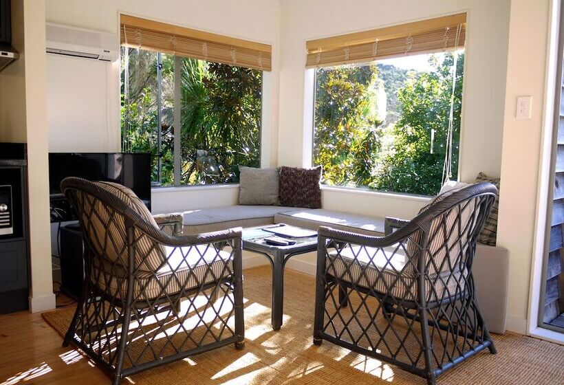 Bay Of Islands Holiday Apartments