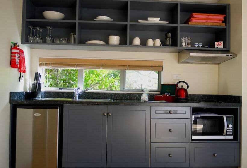 Bay Of Islands Holiday Apartments