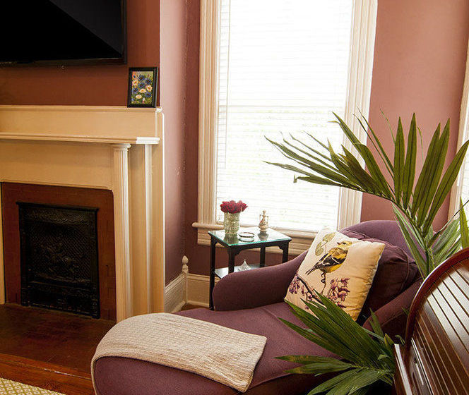 مبيت وإفطار Antebellum Inn