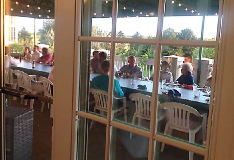 مبيت وإفطار Claremont Inn & Winery