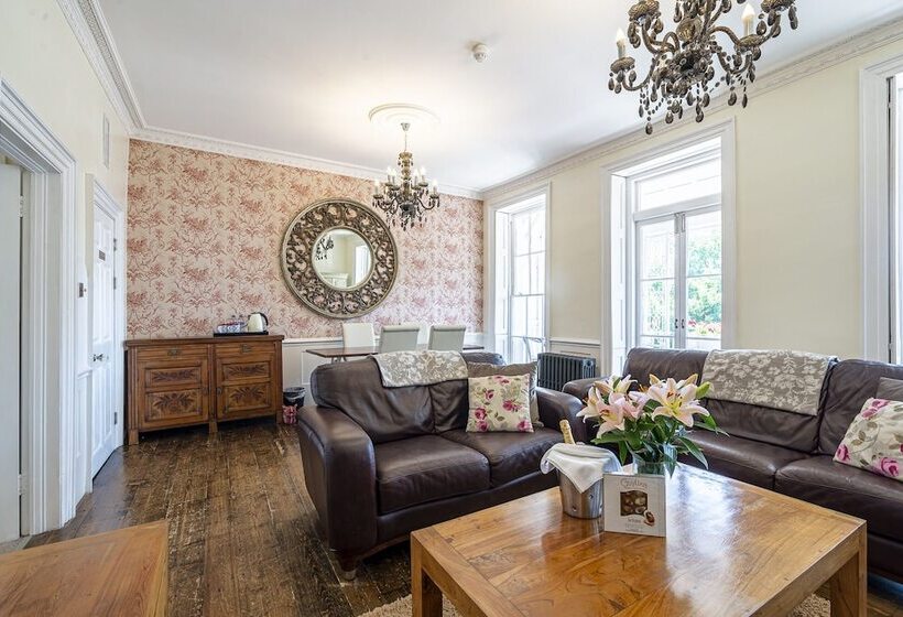 住宿加早餐  Hamiltons Boutique