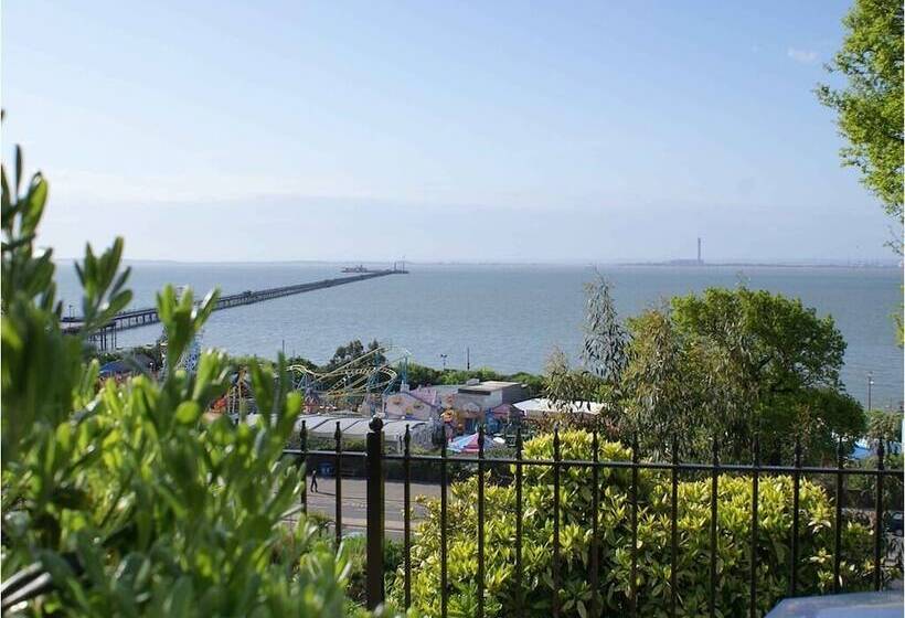 住宿加早餐  Hamiltons Boutique