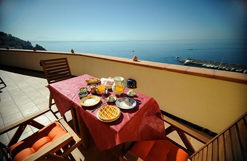 B&b Il Porticciolo Di Amalfi