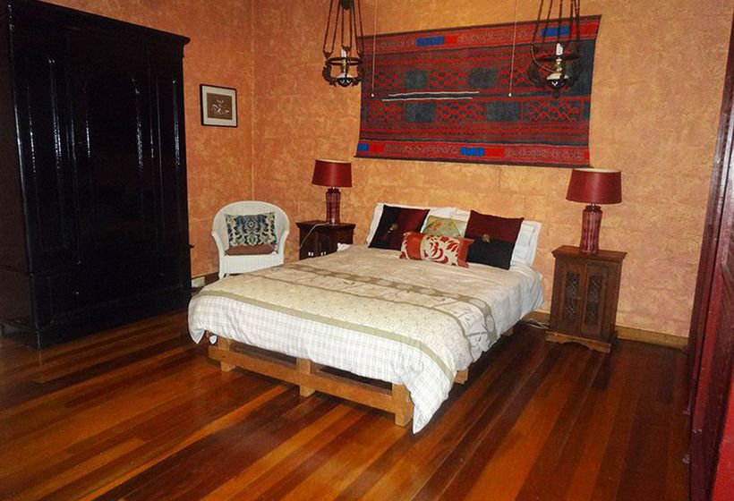 مُتل Casuarina Estate