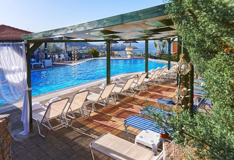 Everest Apartments And Suites