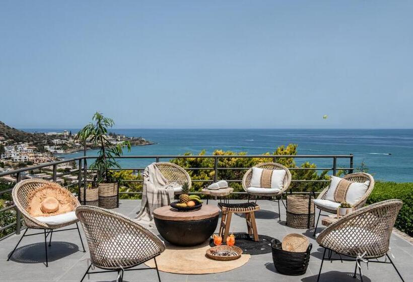 Everest Apartments And Suites