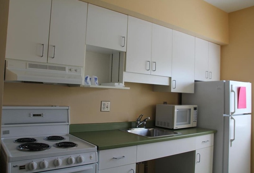 Glendenning Hall At Holland College