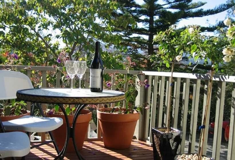 Healesville Apartments