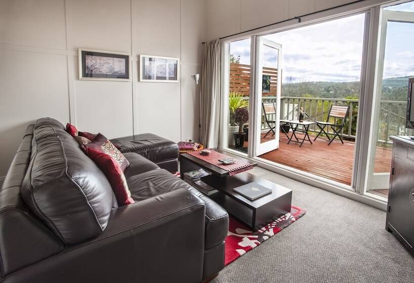 Healesville Apartments