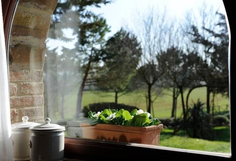 فندق Fattoria Agriturismo Nerbona