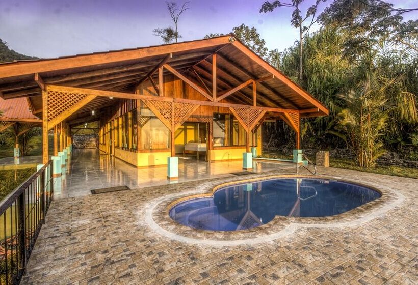 فندق Arenal Waterfall Lodge Villas