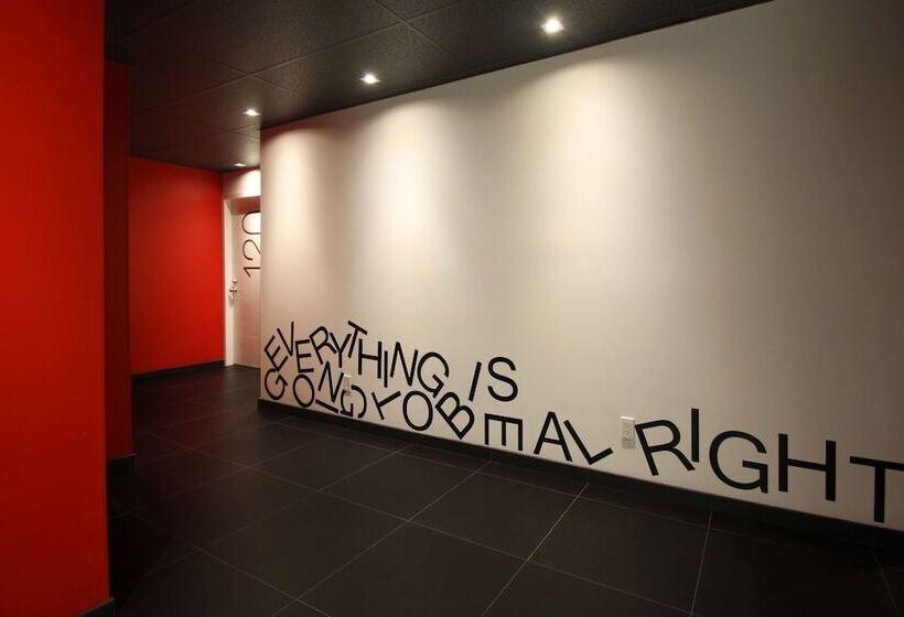 בית מלון כפרי B My