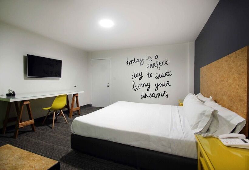 בית מלון כפרי B My