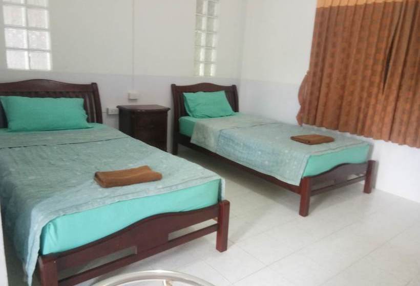 فندق Baan Suan Rimnam Resort