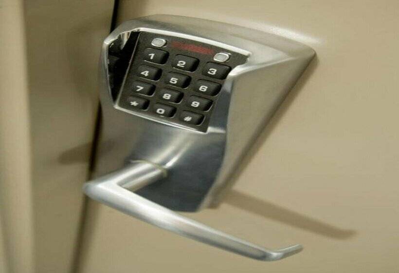 B&b Hotel Auxerre Monéteau