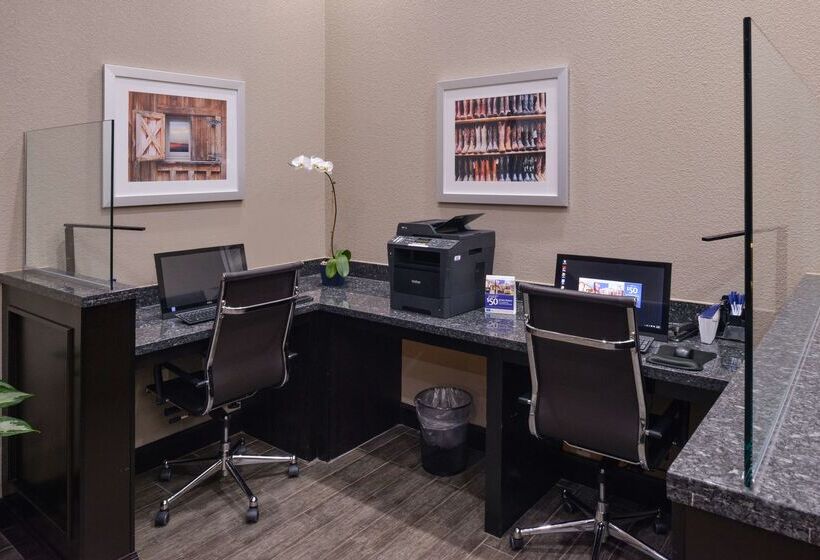 ホテル Best Western Plus Lake Jackson Inn & Suites