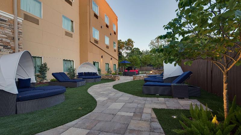 ホテル Best Western Plus Lake Jackson Inn & Suites