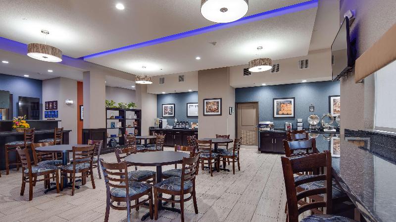 ホテル Best Western Plus Lake Jackson Inn & Suites
