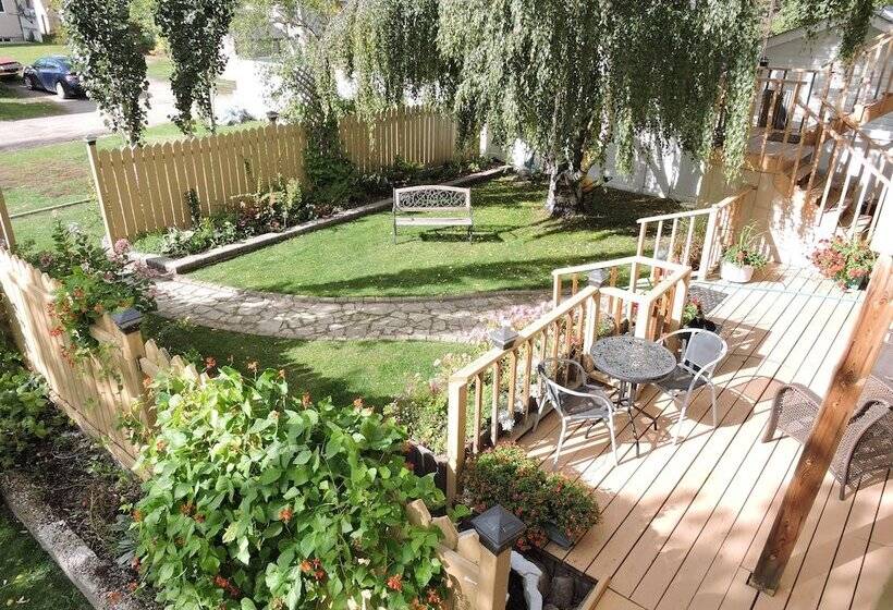 בית מלון כפרי Bethel Aspen Inn