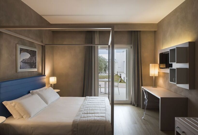 Отель Calaponte