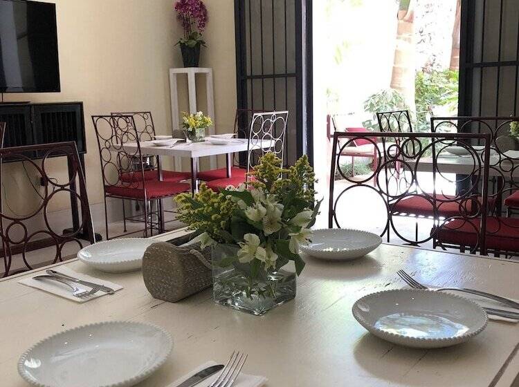 בית מלון כפרי Casa Italia Luxury Guest House  Adults Only
