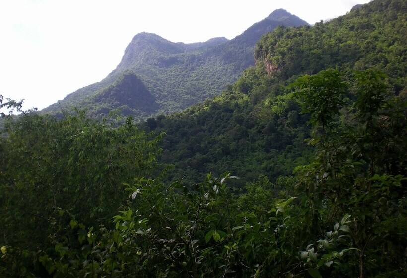 호텔 Chiang Dao Roundhouses