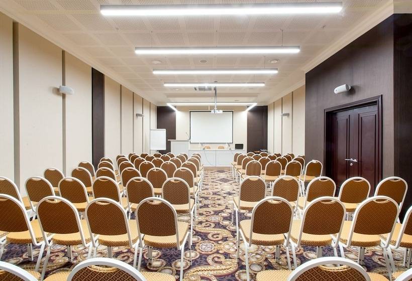 هتل Complex Continental