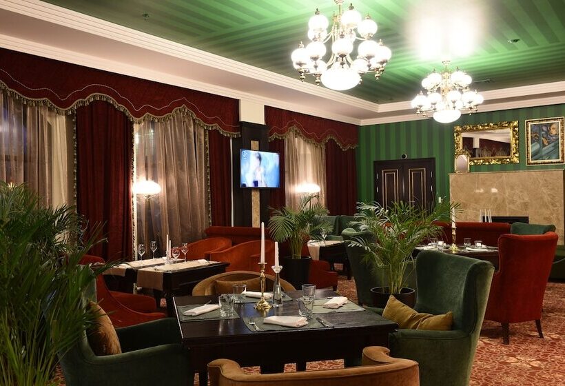 هتل Complex Continental