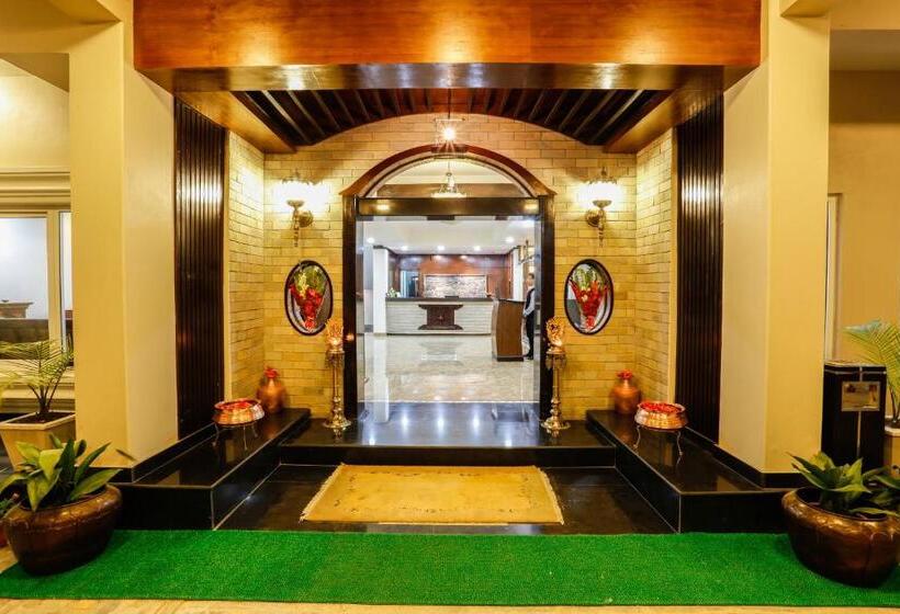 Da Yatra Courtyard Hotel & Resort