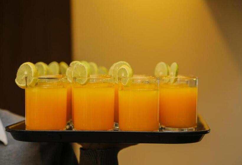 Da Yatra Courtyard Hotel & Resort