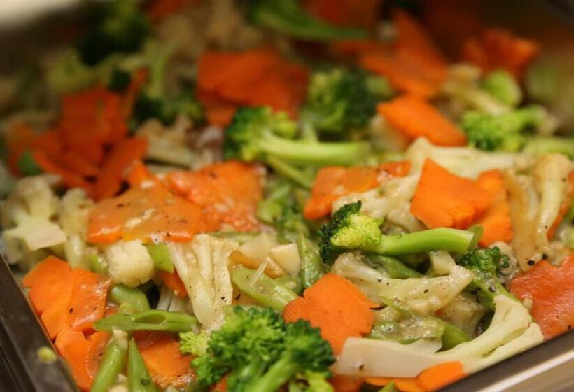 Da Yatra Courtyard Hotel & Resort